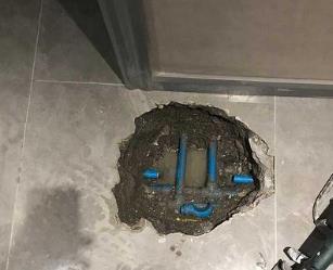 鹰手营阳台漏水维修公司分享下暖气管道漏水的原因有哪些